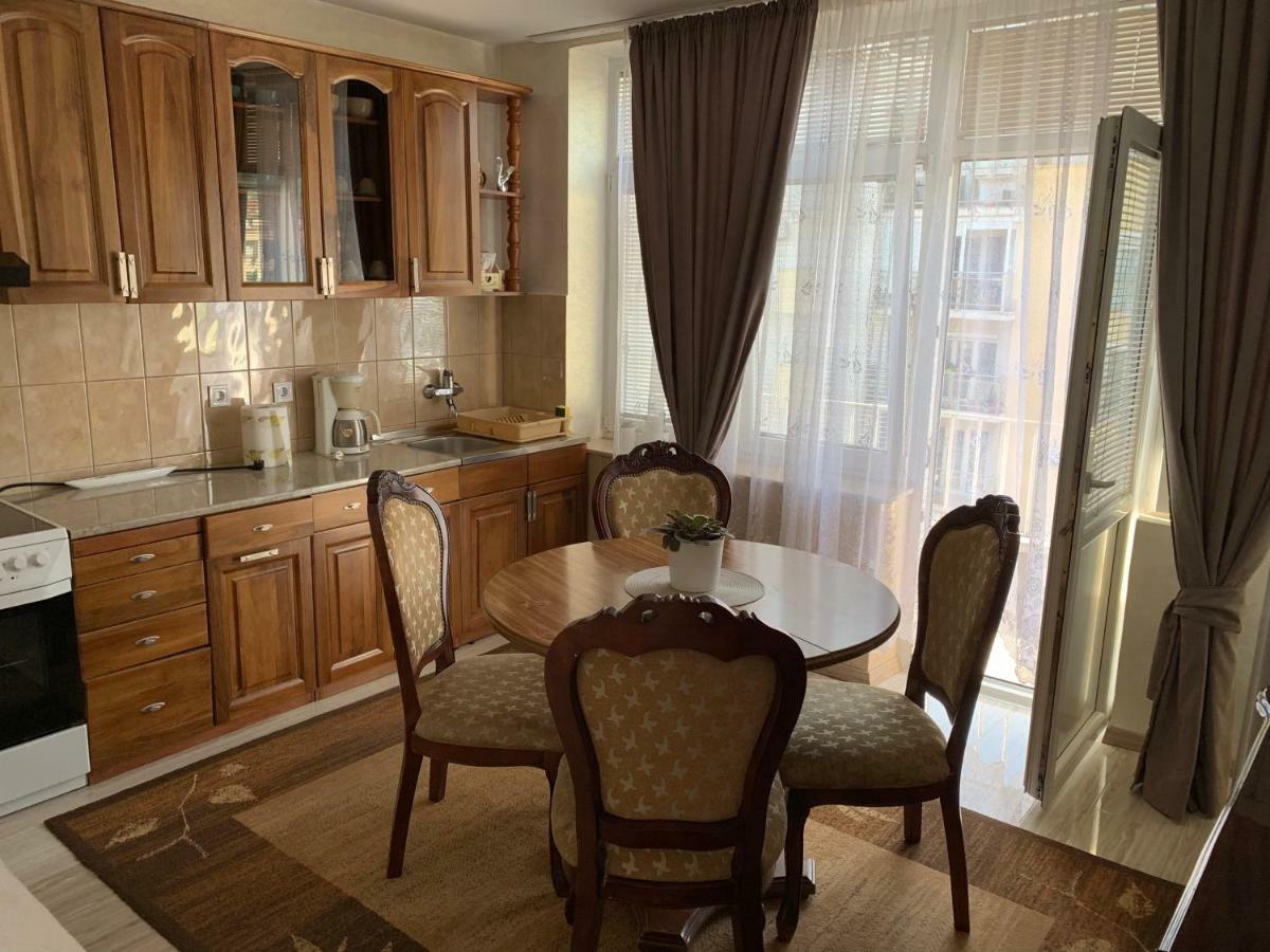 Nikšić Apartman Bedem מראה חיצוני תמונה